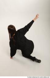 ANGELIA KNEELING POSE SITH